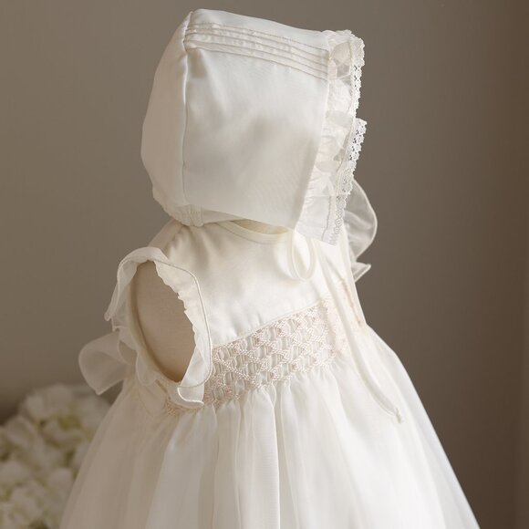 Ivory Smocked Dress & Bonnet Set Organza Special Occasion Portrait Boutique NWT - Picture 1 of 7